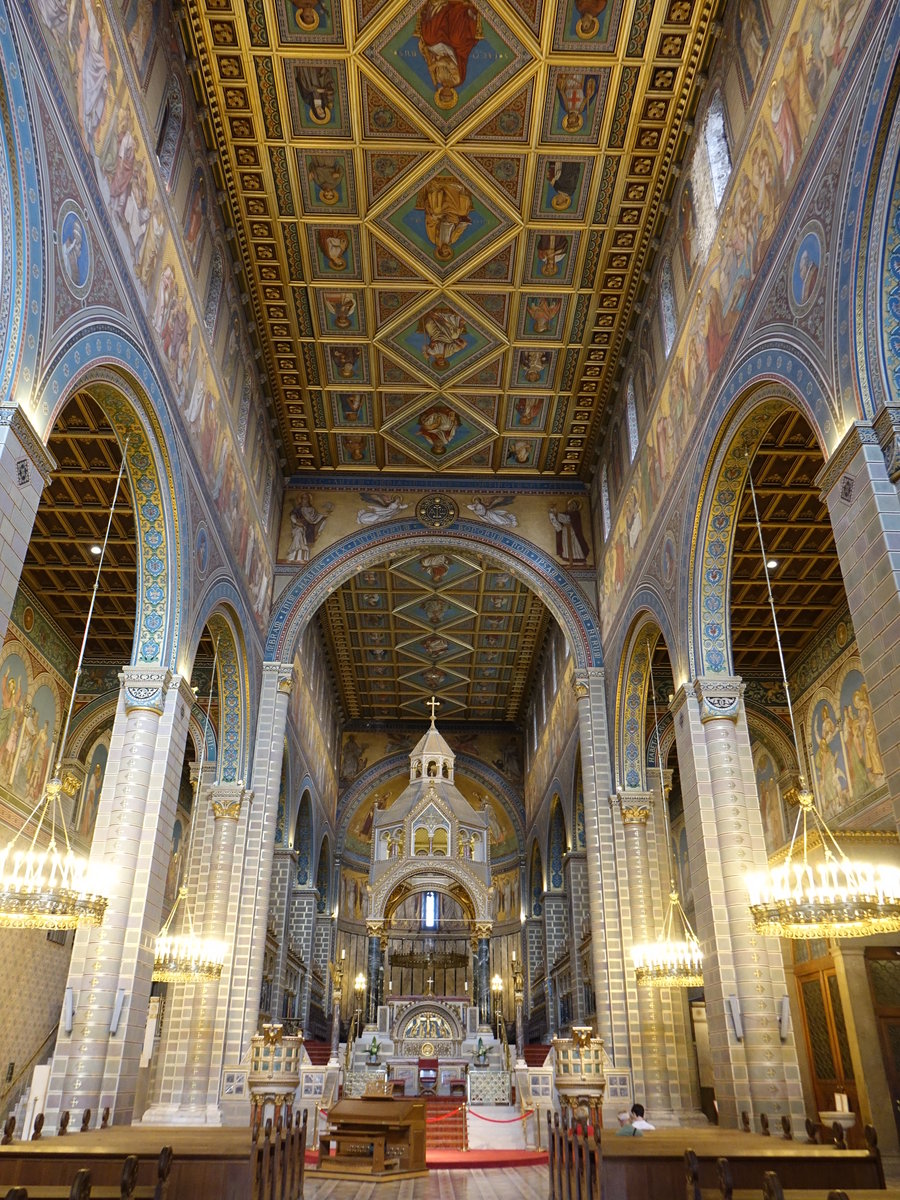 Pec, Mittelschiff des Doms St. Peter und Paul, Fresken von Karoly Lotz (31.08.2018)