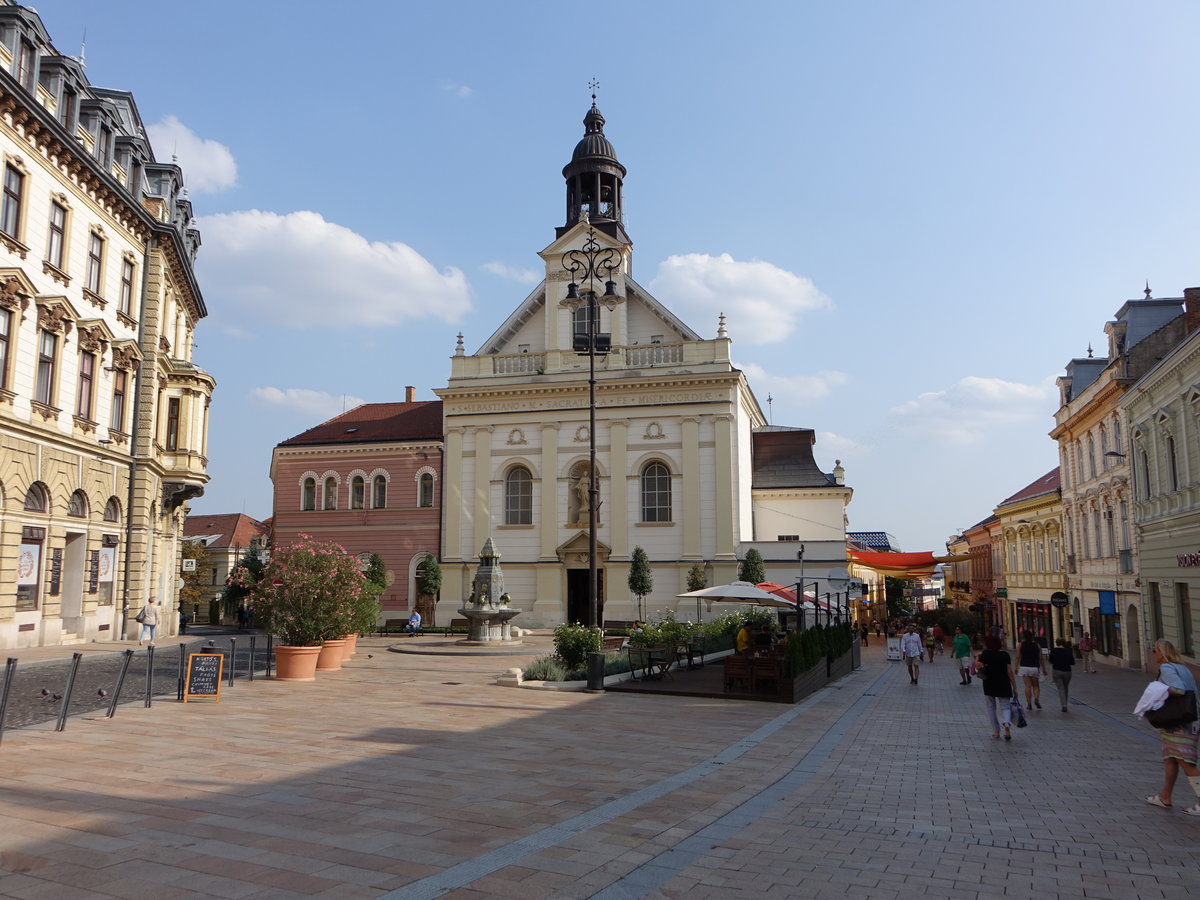 Pecs, Kapuzinerkirche St. Sebastian am Szechenyi Ter (31.08.2018)