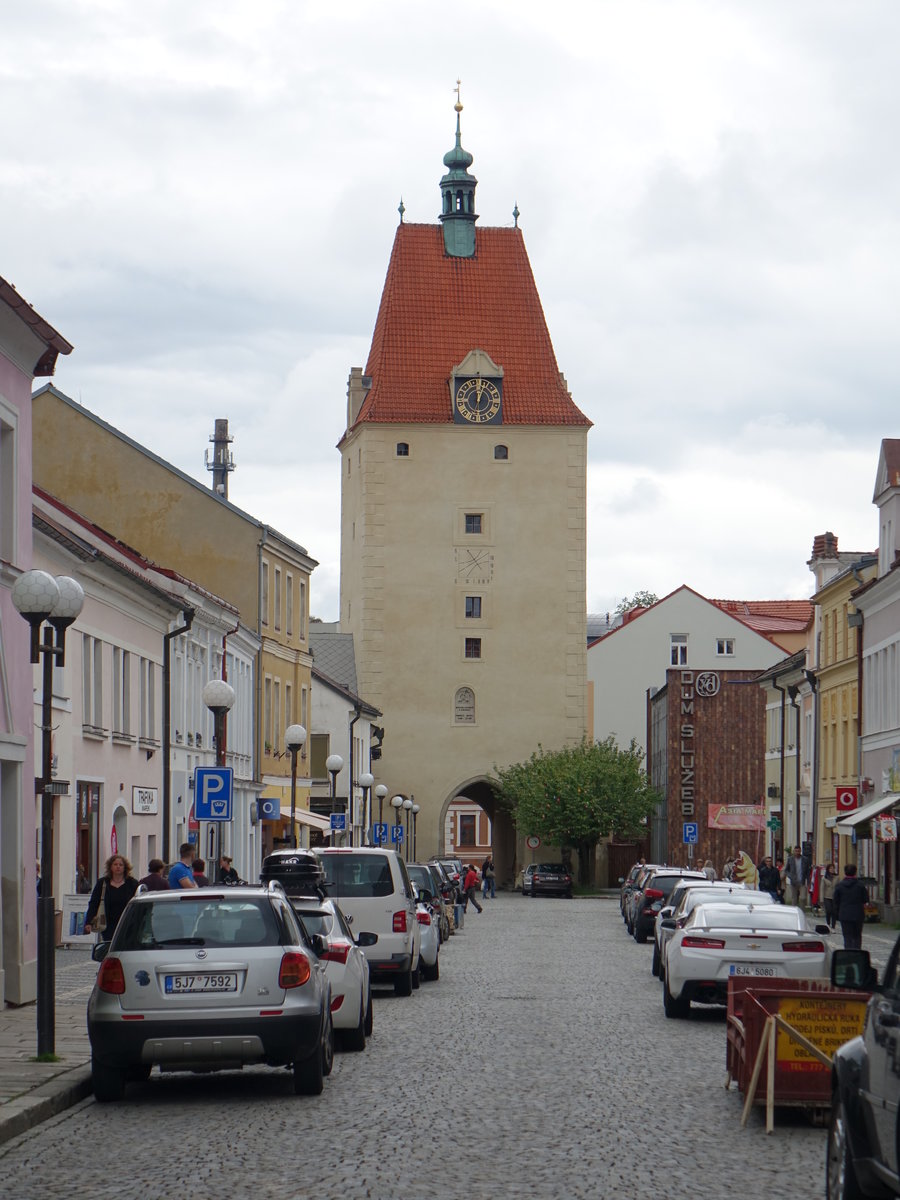 Pelhřimov/Pilgrams, Stadttor in der Palackeho Strae (28.05.2019)