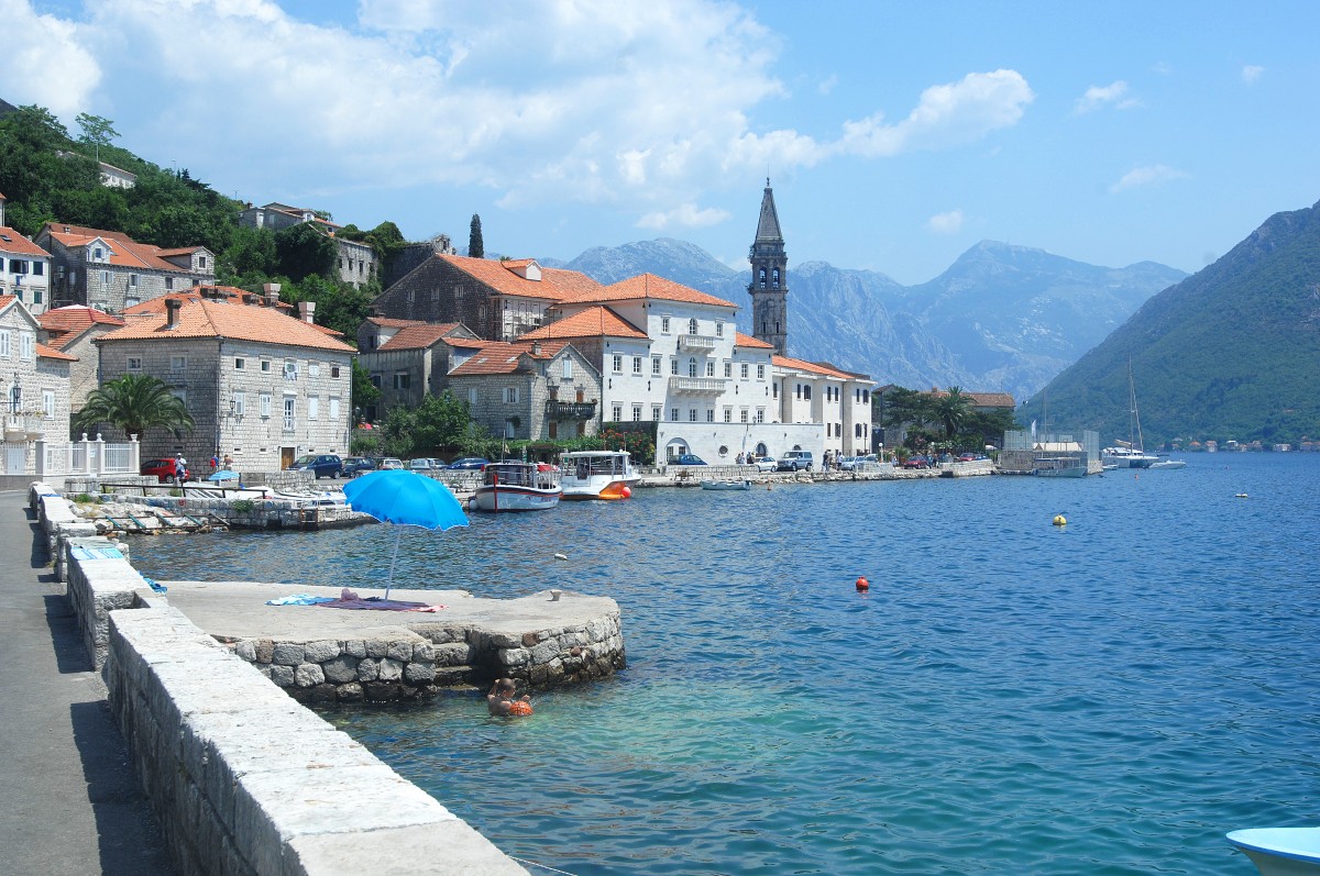 Perast. Aufnahmedatum: 2. Juli 2012.