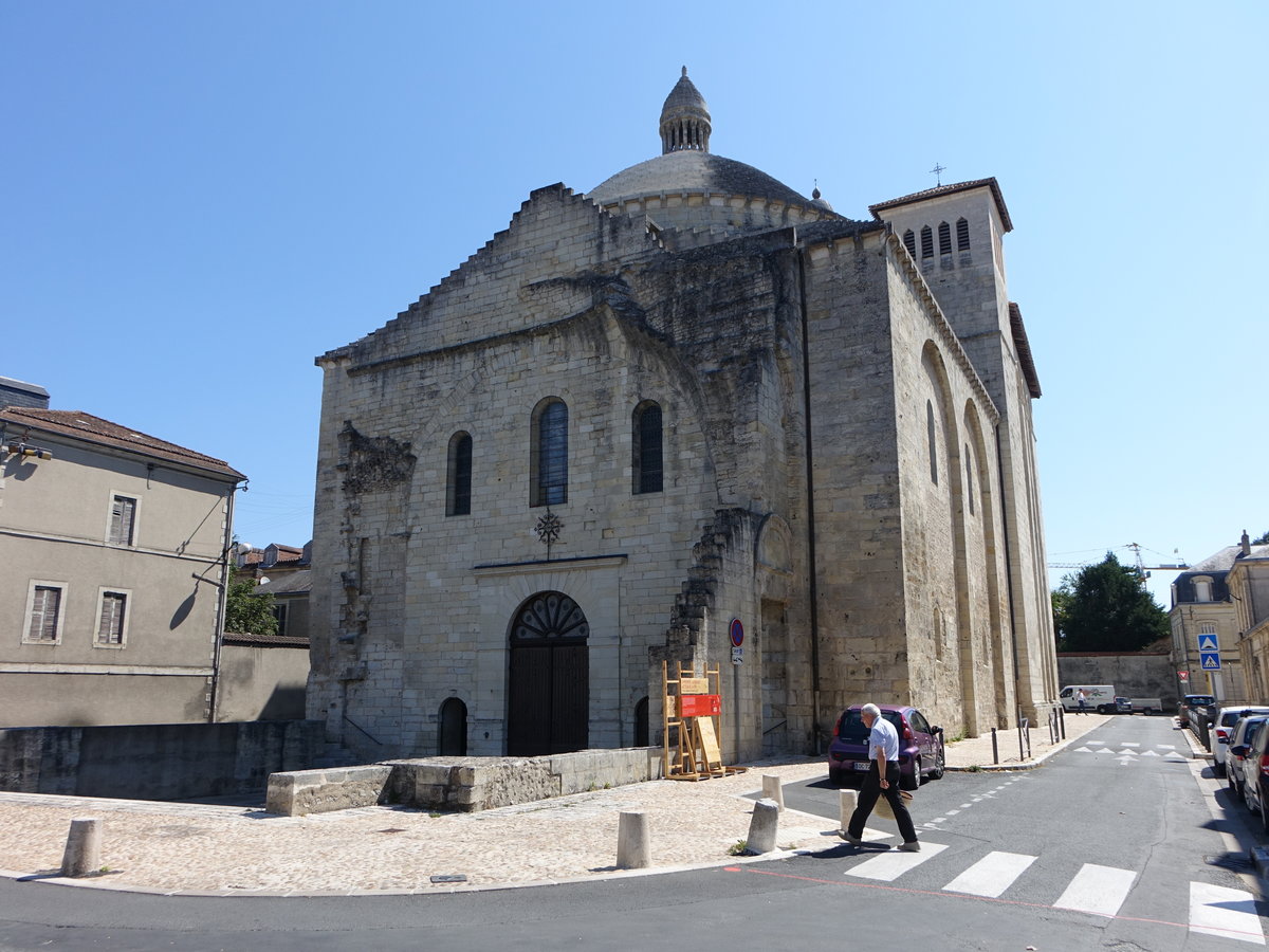 Perigueux, Kirche Saint-Etienne-de-la-Cite, erbaut im 11. Jahrhundert (23.07.2018)