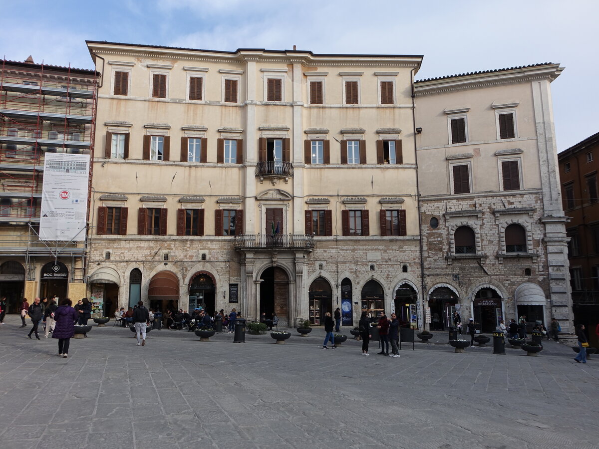 Perugia, historischer Palazzo an der Piazza IV Novembre (26.03.2022)