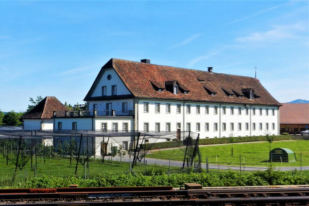 Pfffikon SZ, Gemeindeverwaltung Freienbach, Gemeindehaus “Schloss” - 03.07.2014