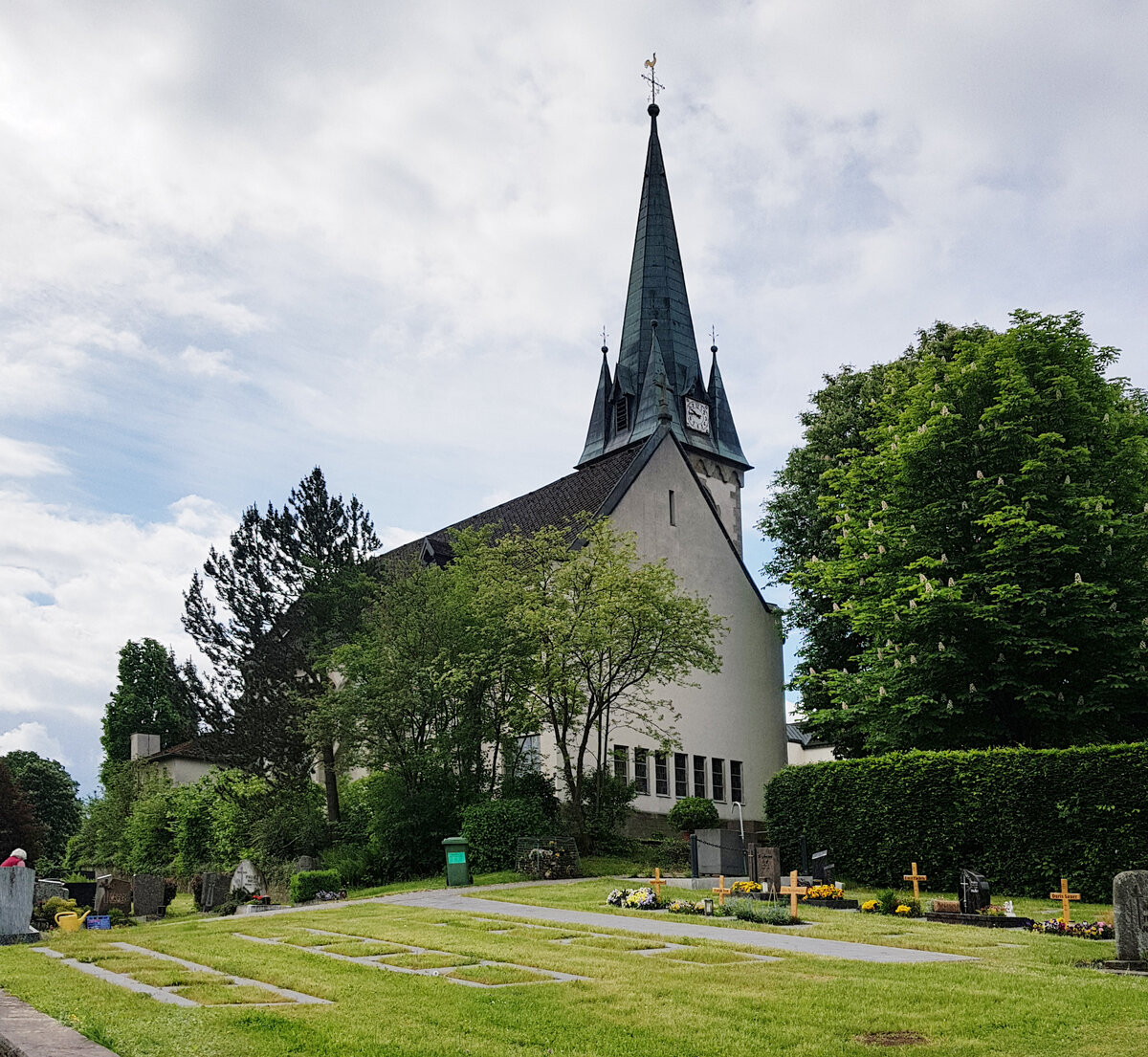 Pfarrkirche St. Nikolaus und Valentin in Petersberg - Steinhaus im Mai 2022