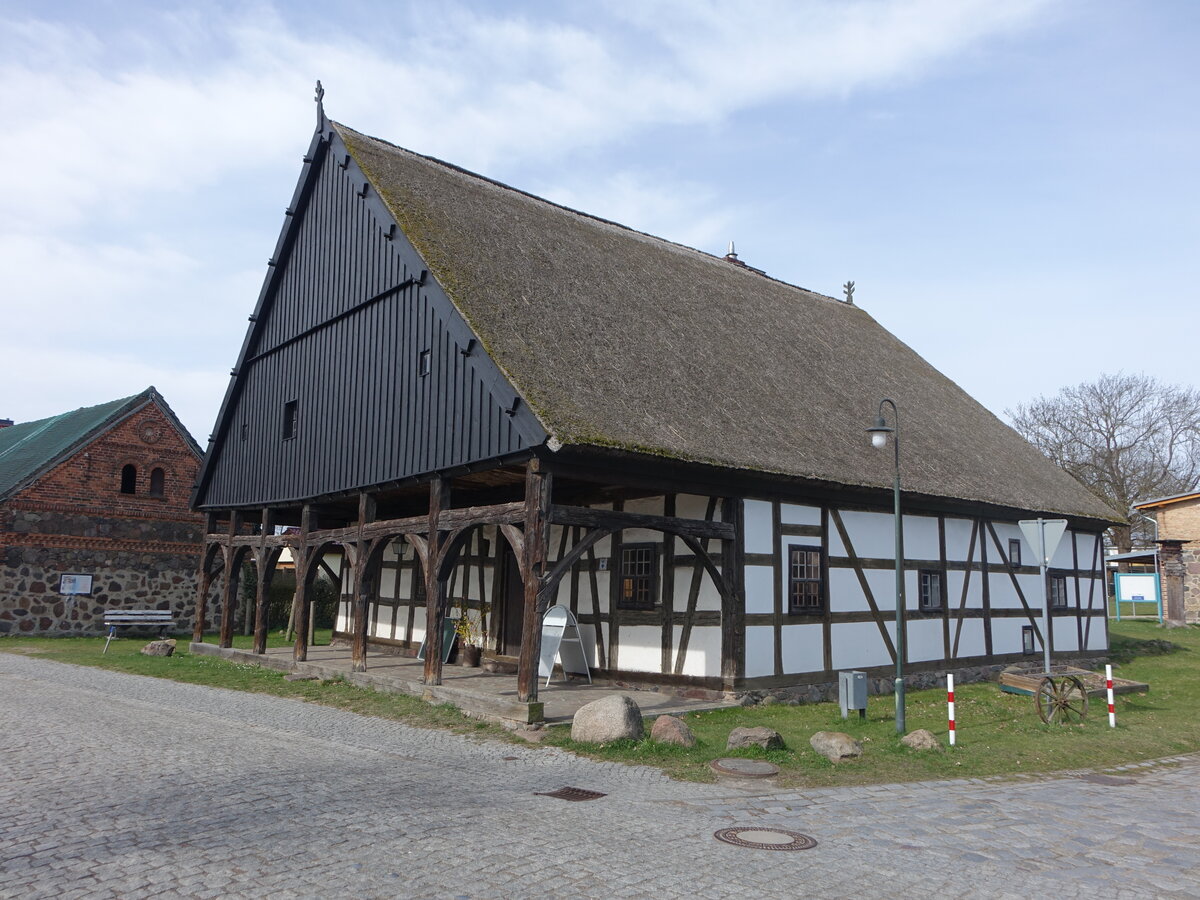 Pillgram, Giebellaubenhaus, erbaut im 16. Jahrhundert (05.04.2026)