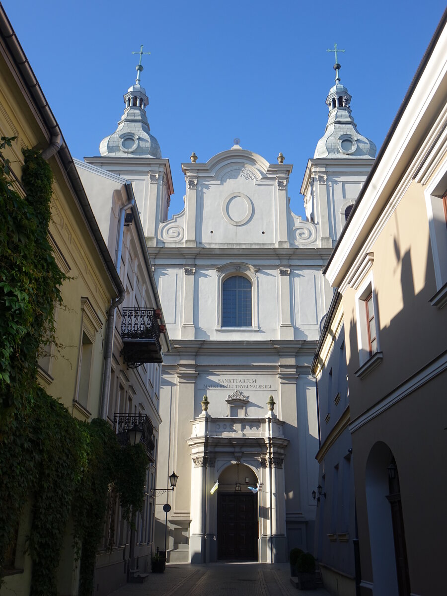 Piotrkow Trybunalski / Petrikau, Bernhardinerklosterkirche, erbaut im 17. Jahrhundert (14.06.2021)