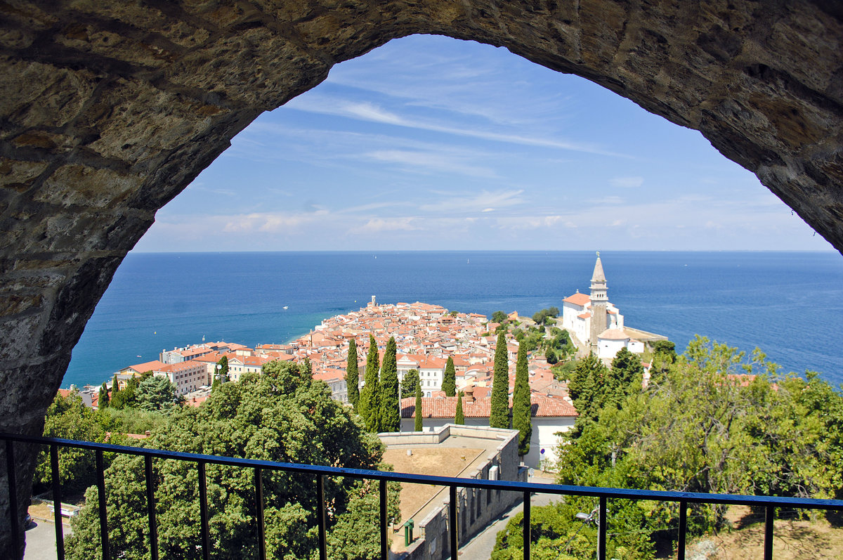 Piran von der Stadtmauer aus gesehen. Aufnahme: 26. Juli 2016.