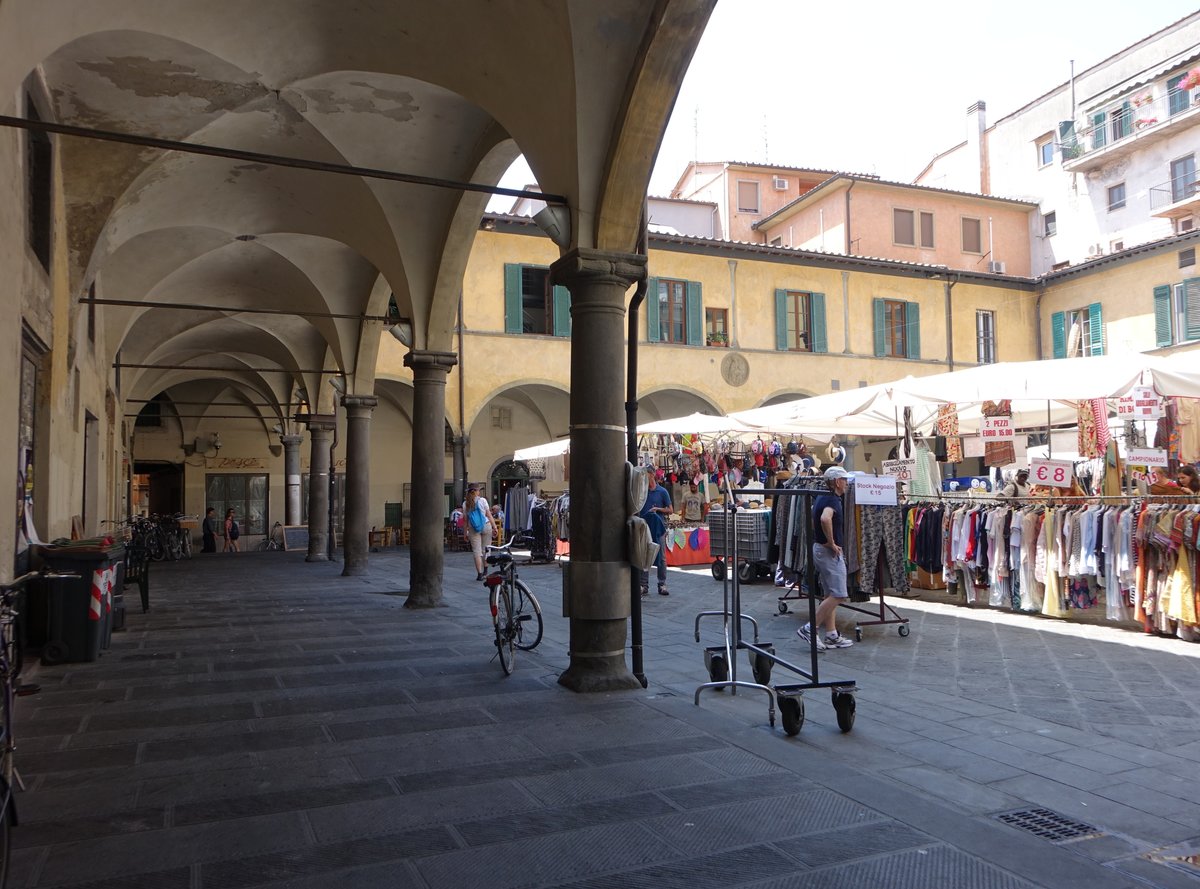 Pisa, Arkadengang an der Piazza della Vettovaglie (18.06.2019)