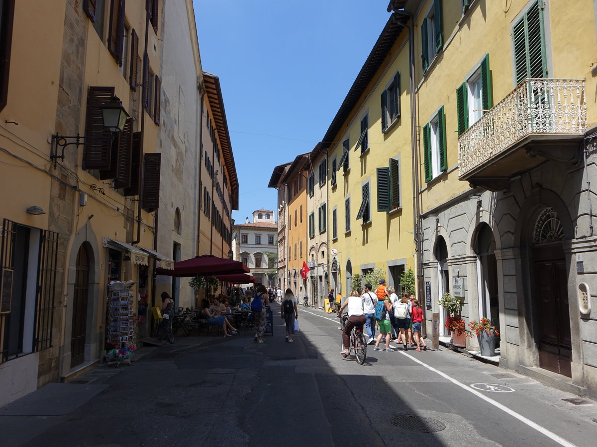 Pisa, Palazzos in der Via dei Mille in der Altstadt (18.06.2019)