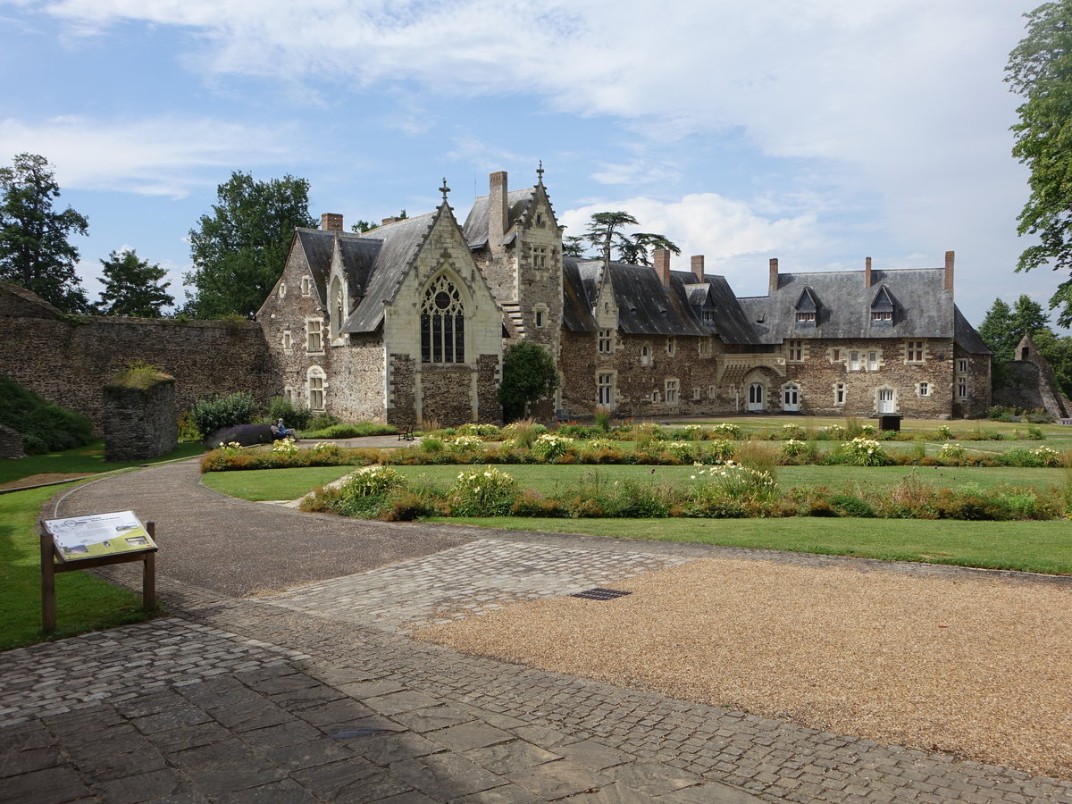 Plessis-Mace, Chateau, erbaut im 15. Jahrhundert durch Louis de Beaumont (09.07.2017)