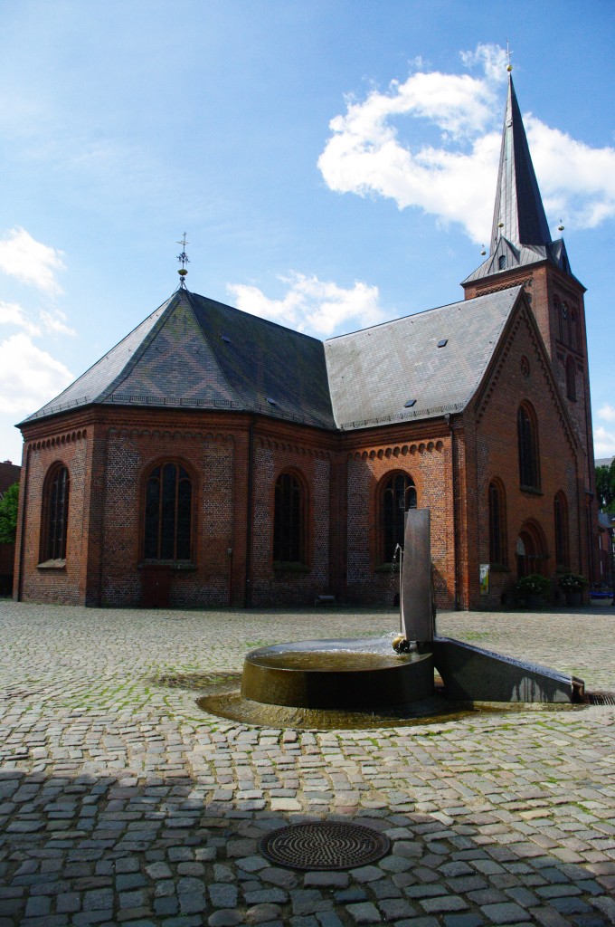 Pln, neuromanische Ev. St. Nikolai Kirche am alten Markt, erbaut von 1866 bis 1868 (23.05.2011)