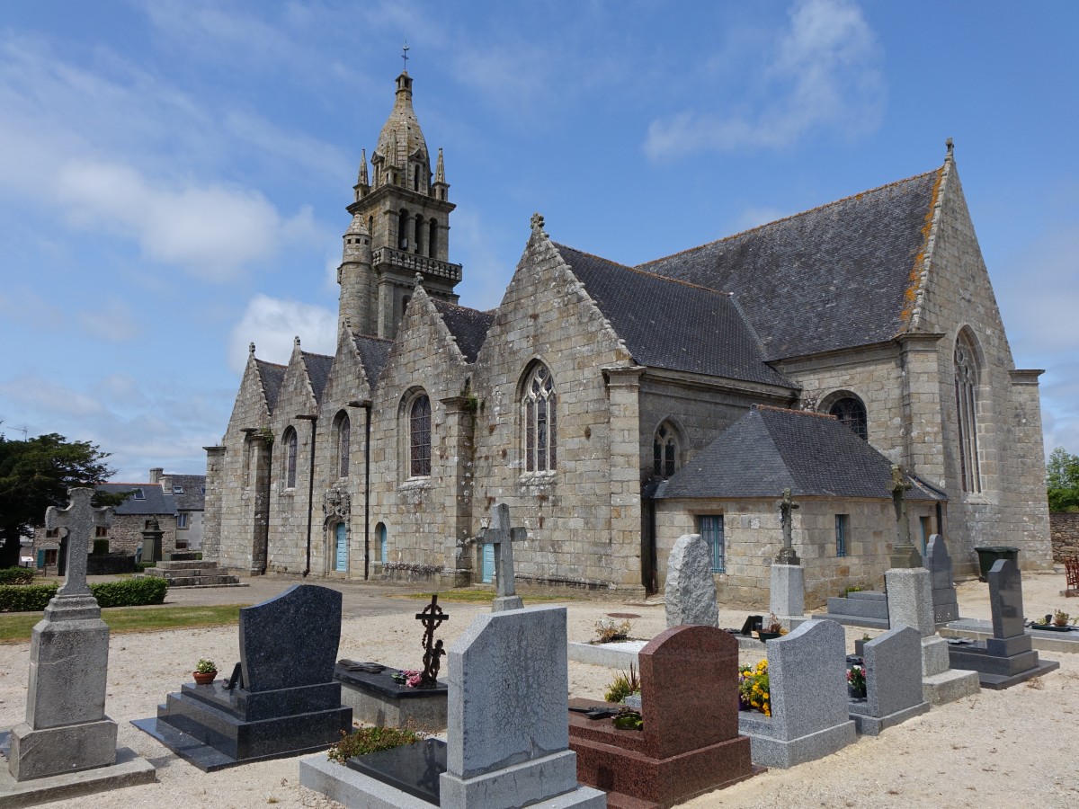 Plourin-les-Morlaix, Kirche Notre-Dame im Kirchenbezirk (14.07.2015)