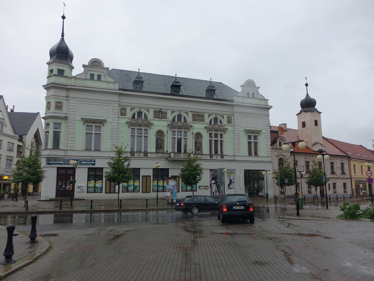 Podebrady / Podiebrad, Rathaus, erbaut von 1905 bis 1906 (29.06.2020)