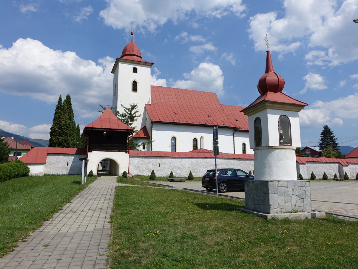 Polomka, kath. Pfarrkirche St. Johannes der Tufer, erbaut bis 1669 (07.08.2020)