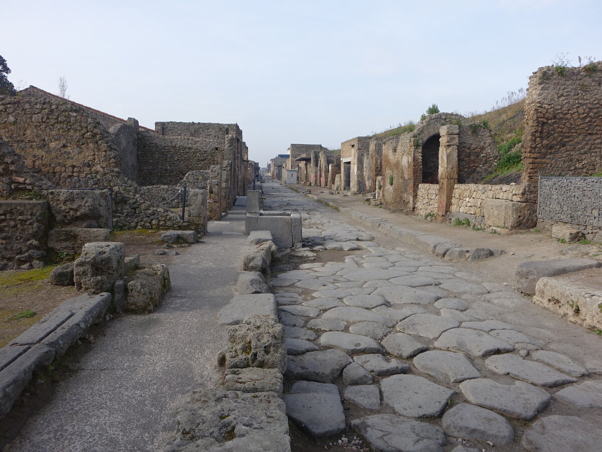 Pompei, historische Strae Via dell Abbondanza (24.02.2023)
