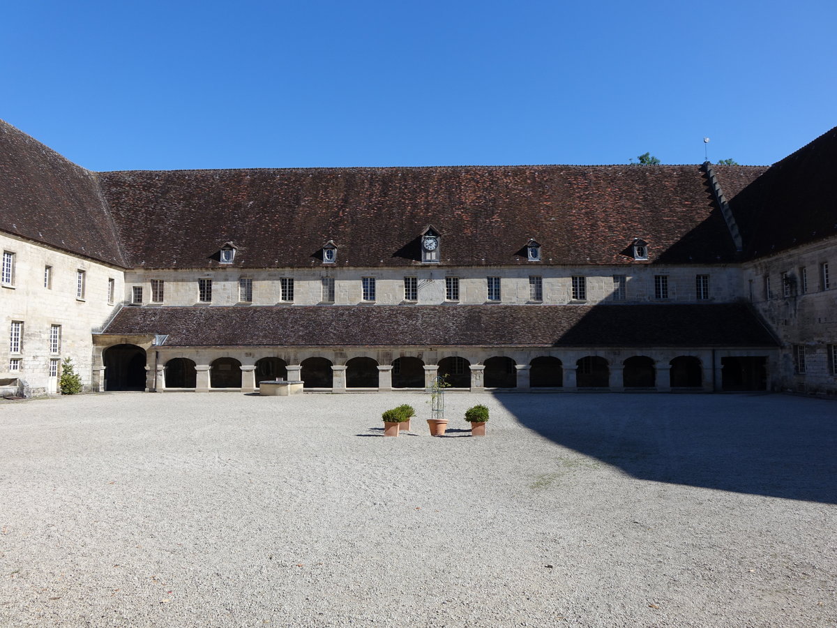 Pont-Sainte-Maxence, Abbaye Royale du Moncel, erbaut bis 1795 (17.07.2016)