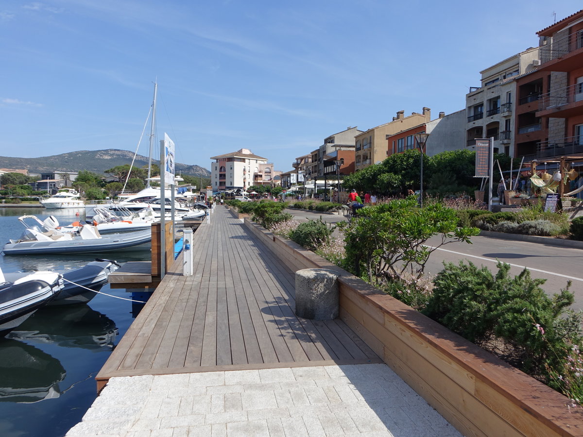 Porto-Vecchio, Huser am Hafen Quai Pascal Paoli (20.06.2019)