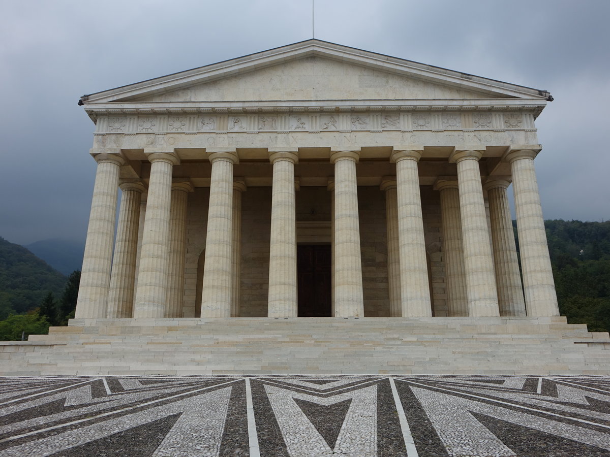 Possagno, Tempio Canoviano, erbaut durch  Gian Antonio Selva und A. Diedo (17.09.2019)