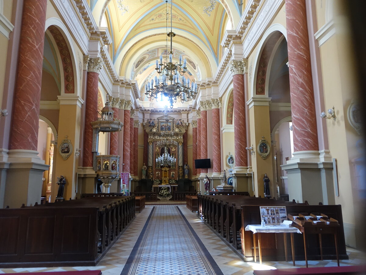 Poswietne, Innenraum im Neorenaissace Stil der Pfarrkirche St. Nikolaus (14.06.2021)