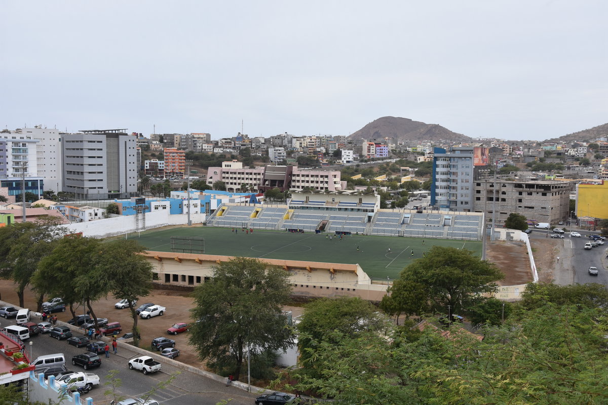 PRAIA (Concelho de Praia), 24.03.2016, das Nationalstadion von Cabo Verde; fr ein kleines Land wie Cabo Verde sind die Fuballer z.Z. relativ erfolgreich