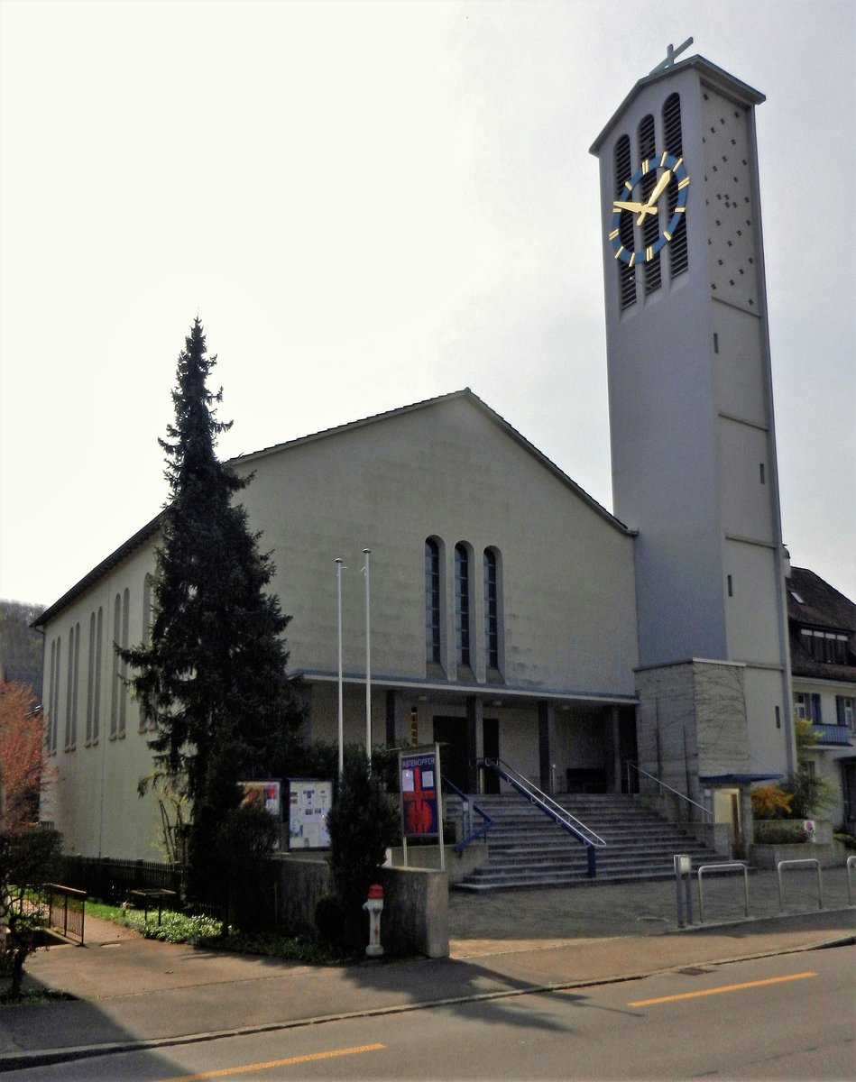 Pratteln, katholische Kirche St. Anton. Baujahr 1934 - 01.04.2014