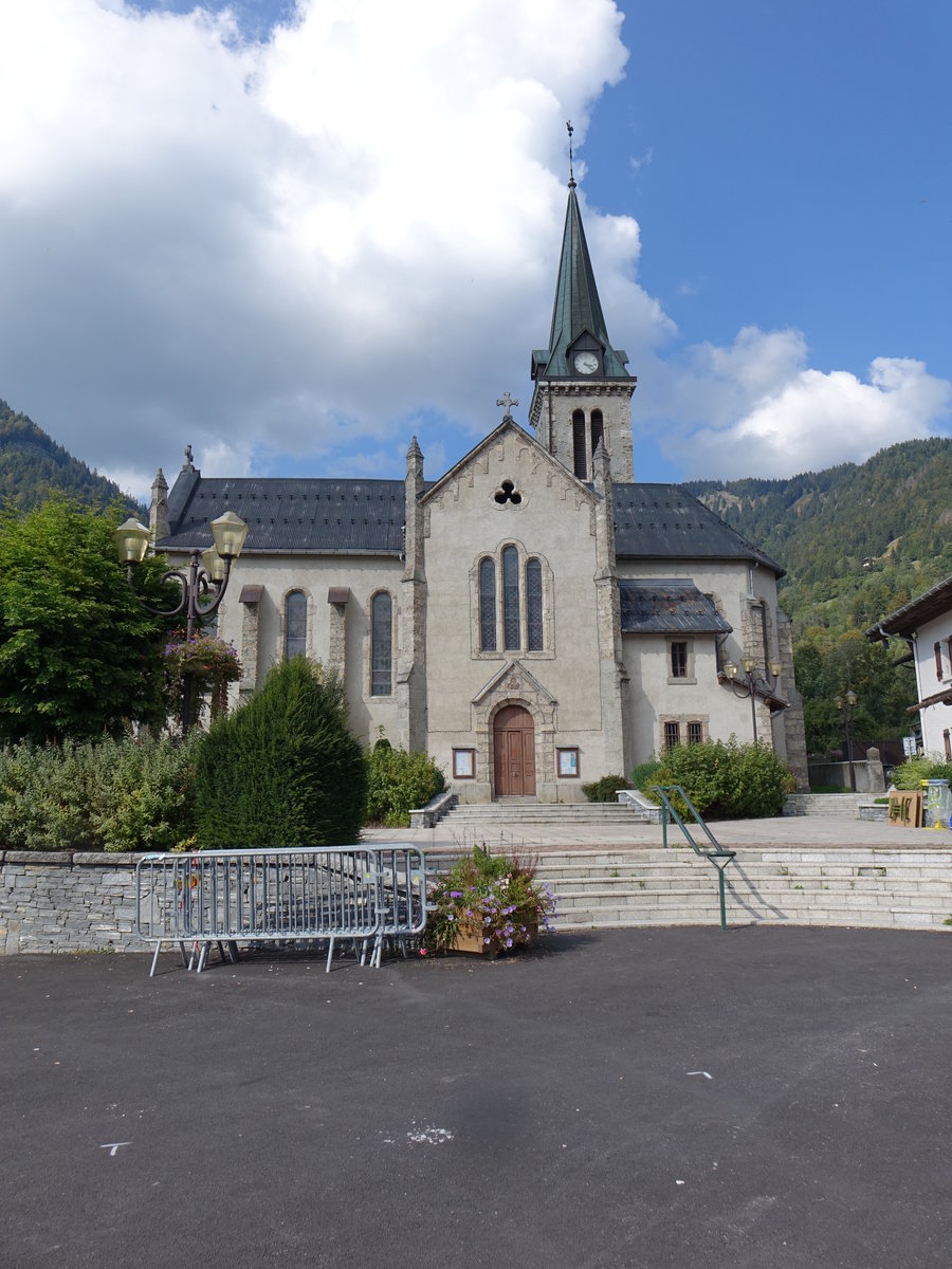 Praz-sur-Arly, Kirche St. Marie Madeleine, neugotisch erbaut 1881 (24.09.2016)