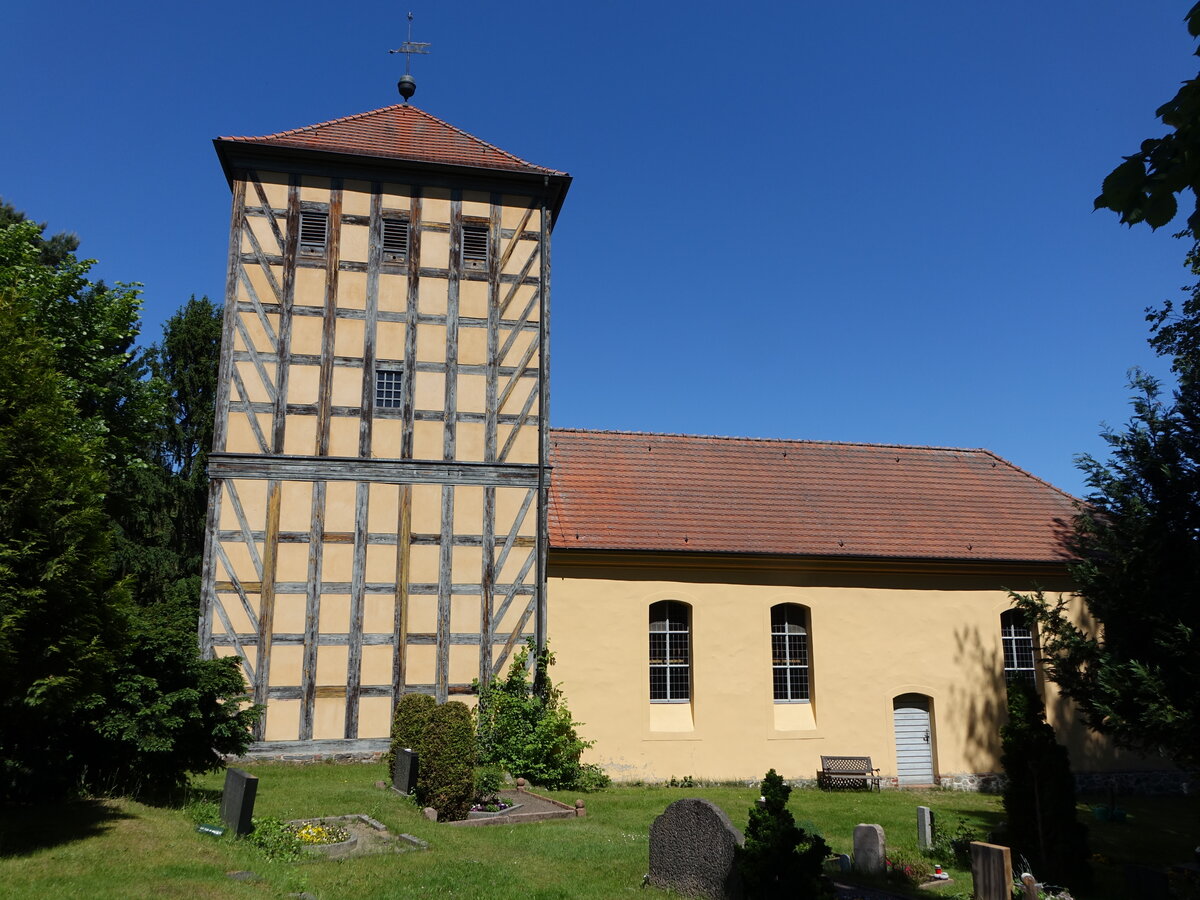 Prenden, evangelische Kirche, erbaut im 16. Jahrhundert (25.05.2026)