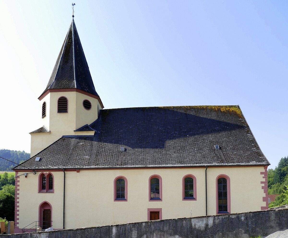 Prinzbach, die katholische Kirche St.Mauritius, 1699-1701 auf dem Grund der Vorgngerkirche neu aufgebaut, Juli 2021  