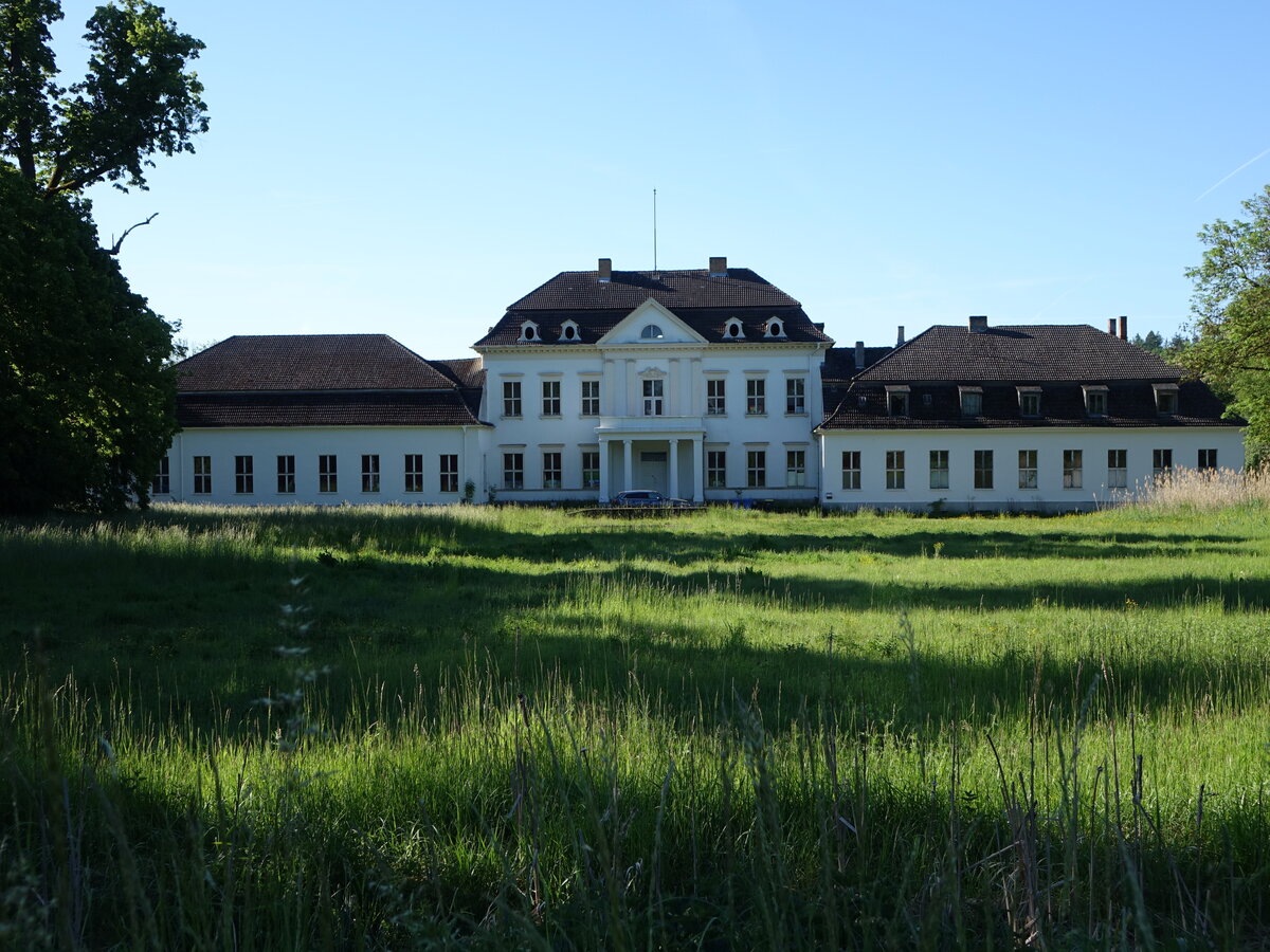 Pr�tzel, Schloss, erbaut 1770, umgestaltet 1859 durch Friedrich August Stiller (25.05.2026)