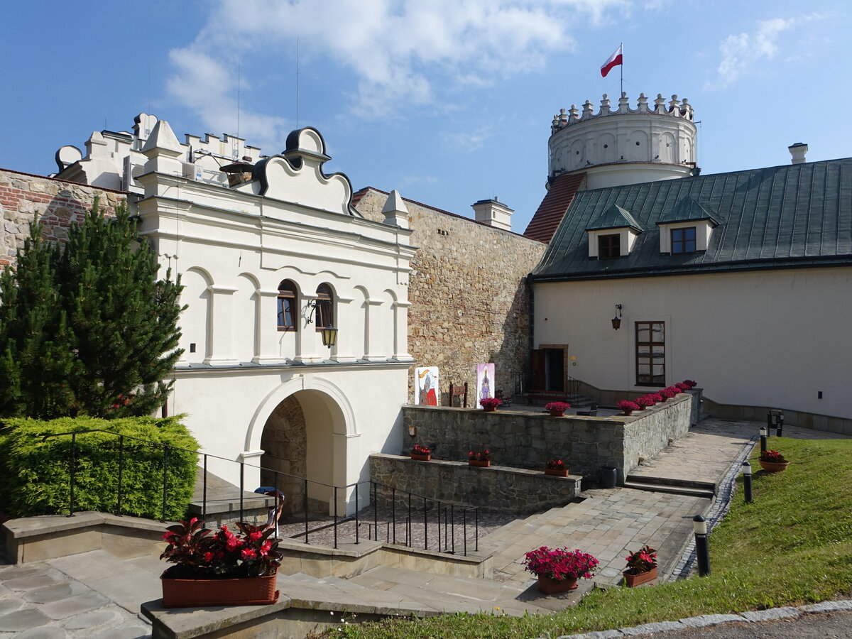 Przemysl, Kazimierz Schloss in der Aleja Polskiej Druzyny (17.06.2021)
