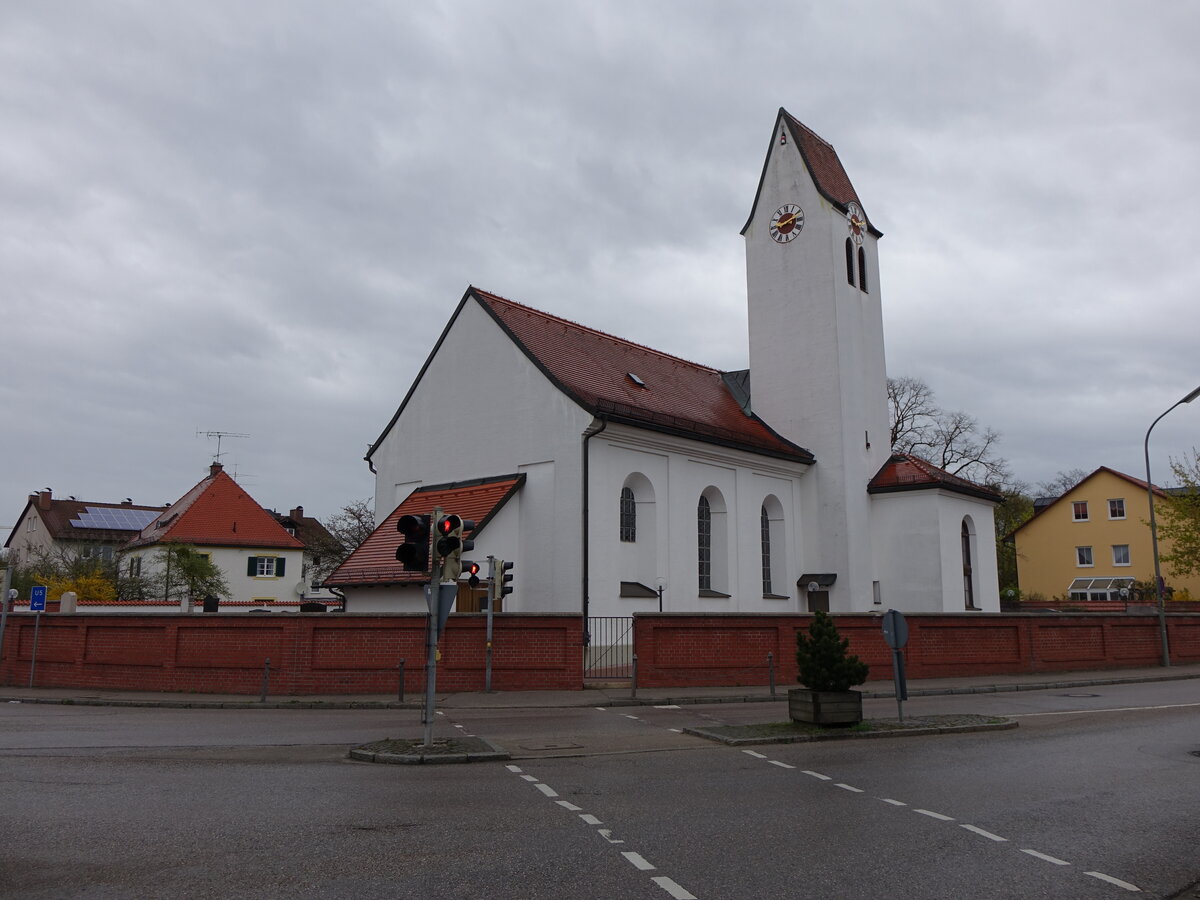 Putzbrunn, Pfarrkirche St. Stephan, barocker Saalbau mit eingezogenem Polygonalchor, erbaut von 1723 bis 1725 (17.04.2016)