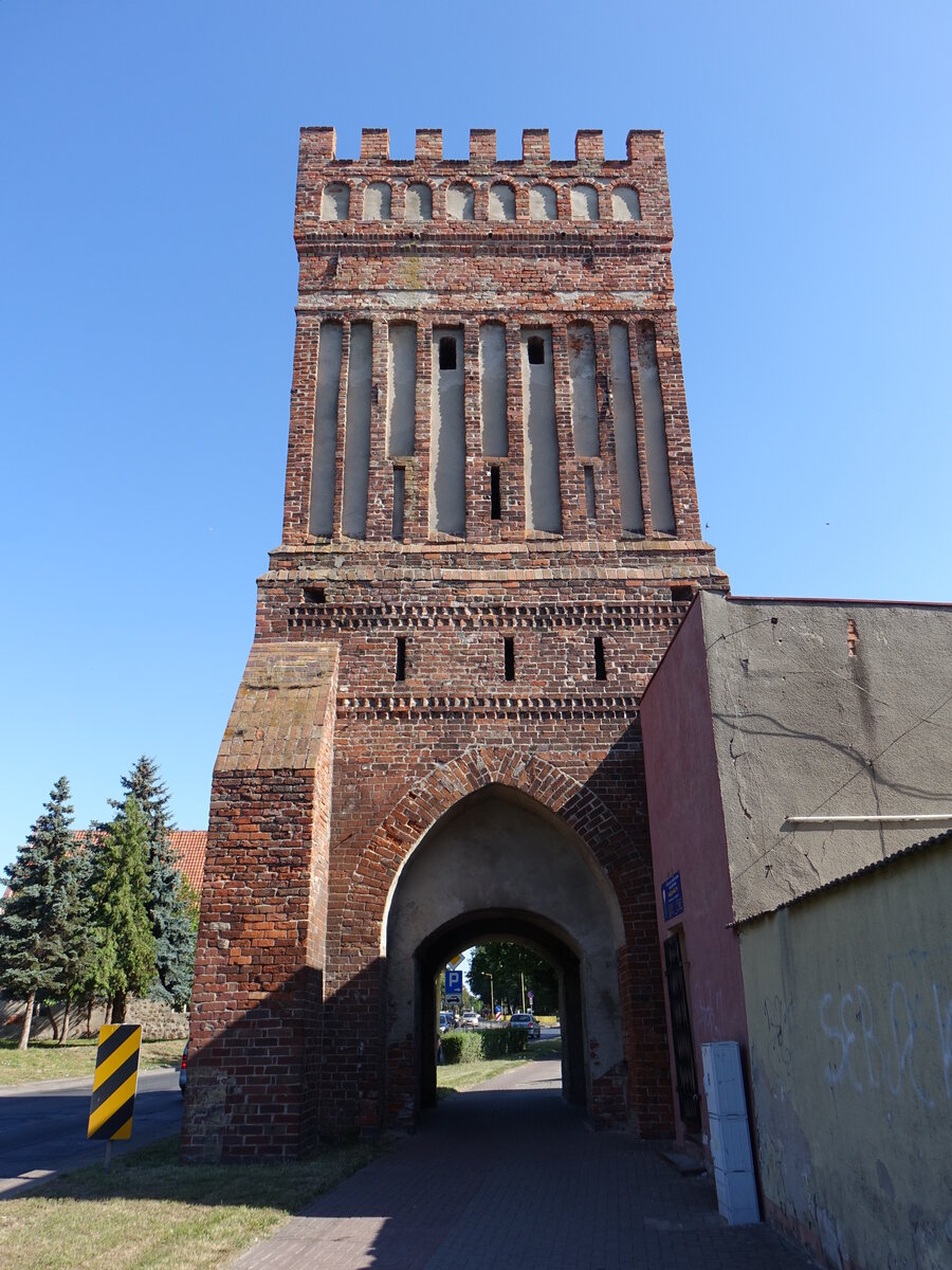 Pyrzyce (Pyritz), Stadttor Brama Banska in der Strae 1. Mai (31.07.2021)