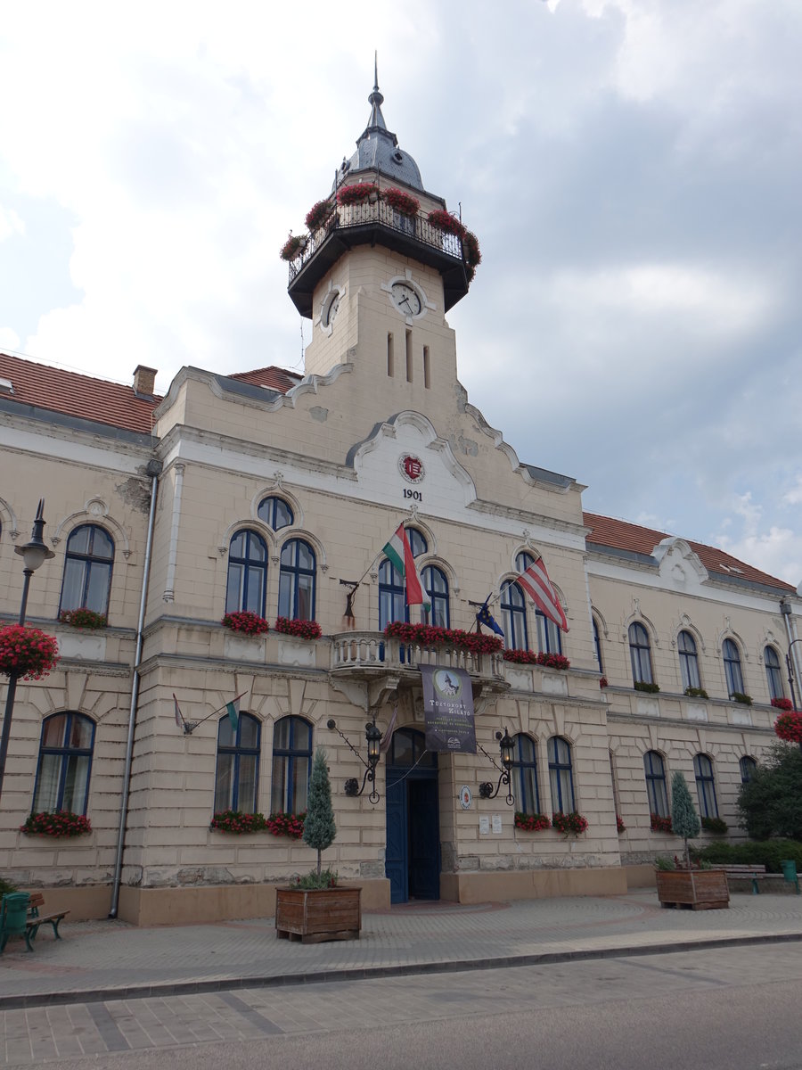 Rackeve, Rathaus am Szent Istvan Ter, erbaut bis 1901 (01.09.2018)
