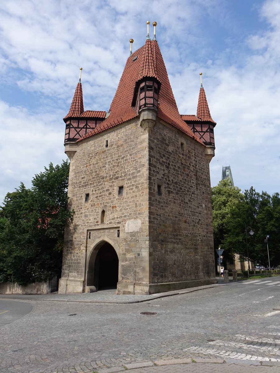 Rakovnik / Rakonitz, gotisches Prager Tor am Zizkovo Namesti (27.06.2020)