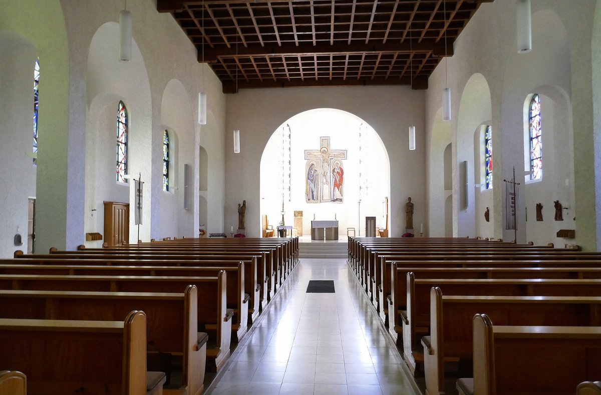 Rammersweier, Blick zum Altar in der Herz-Jesu-Kirche, Juni 2020