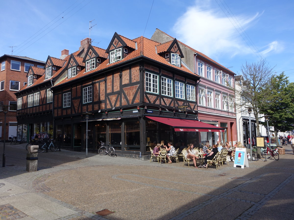 Randers, Fachwerkhuser an der Ecke Snaregade und Houmeden Strae (07.06.2018)