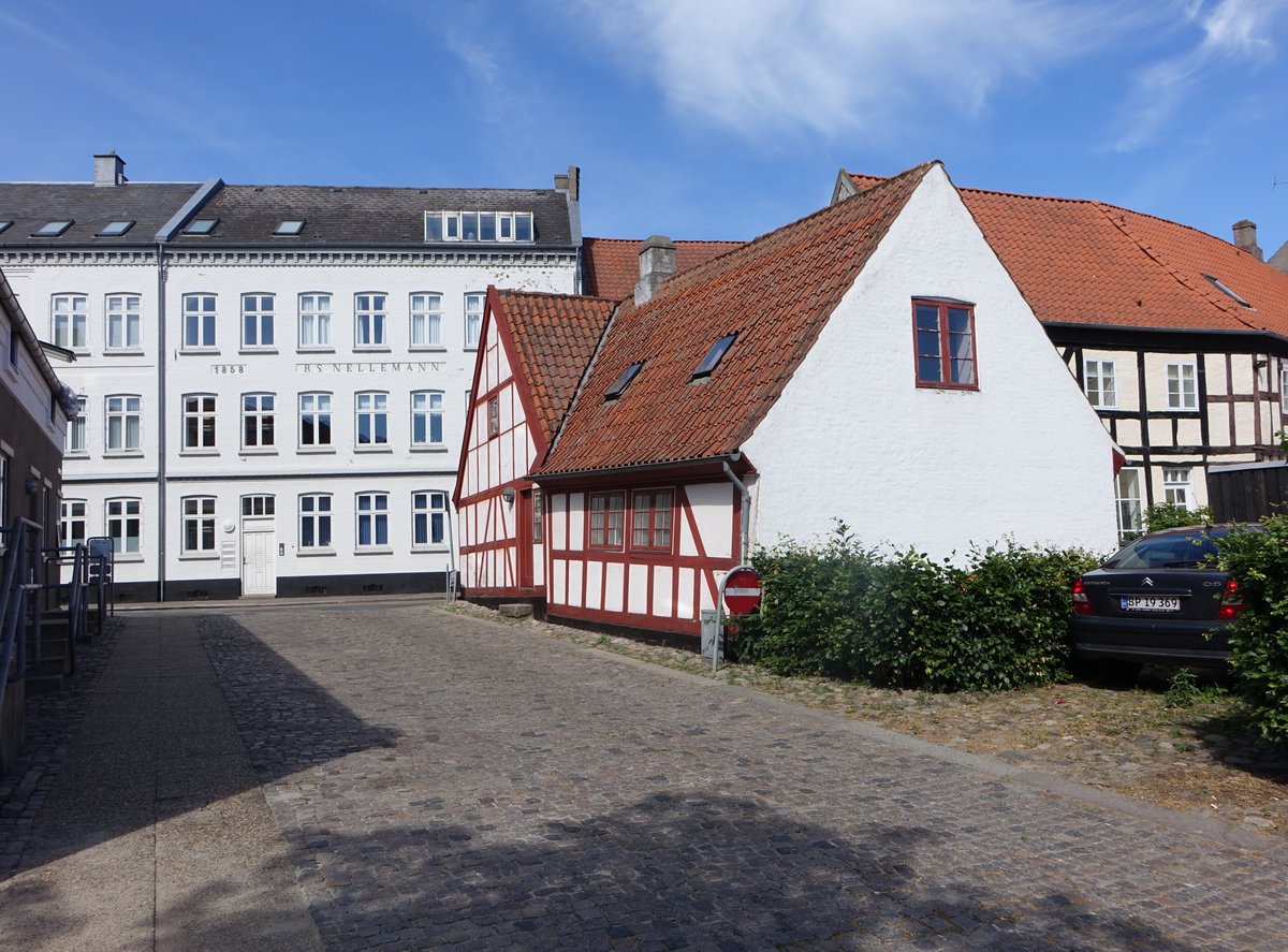 Randers, historische Huser am Laksetorvet Platz (07.06.2018)