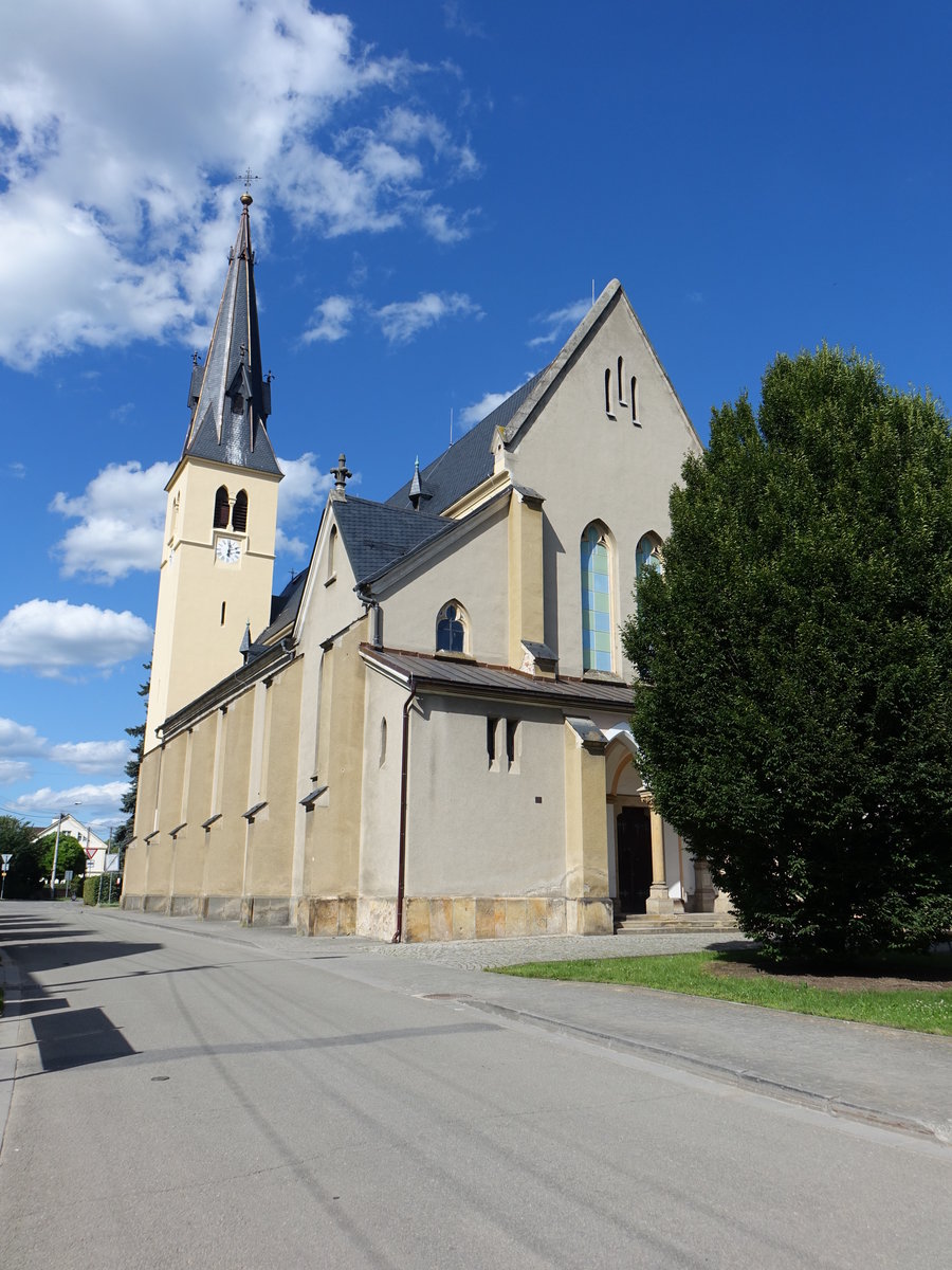 Rapotin / Reitendorf, neugotische Pfarrkirche Maria Himmelfahrt, erbaut 1874 (30.06.2020)