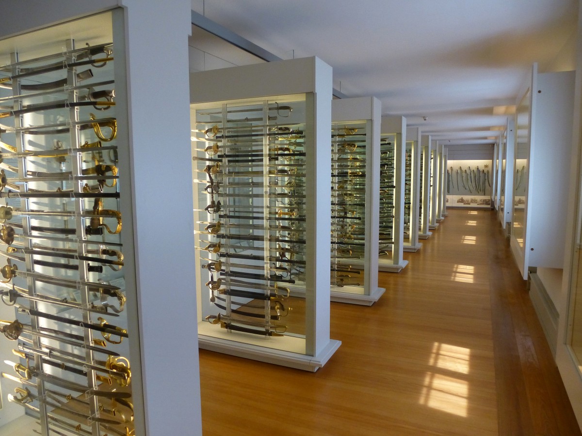 Rastatt, bedeutende Sammlung von Hieb-und Stichwaffen im Wehrgeschichtlichen Museum, April 2015