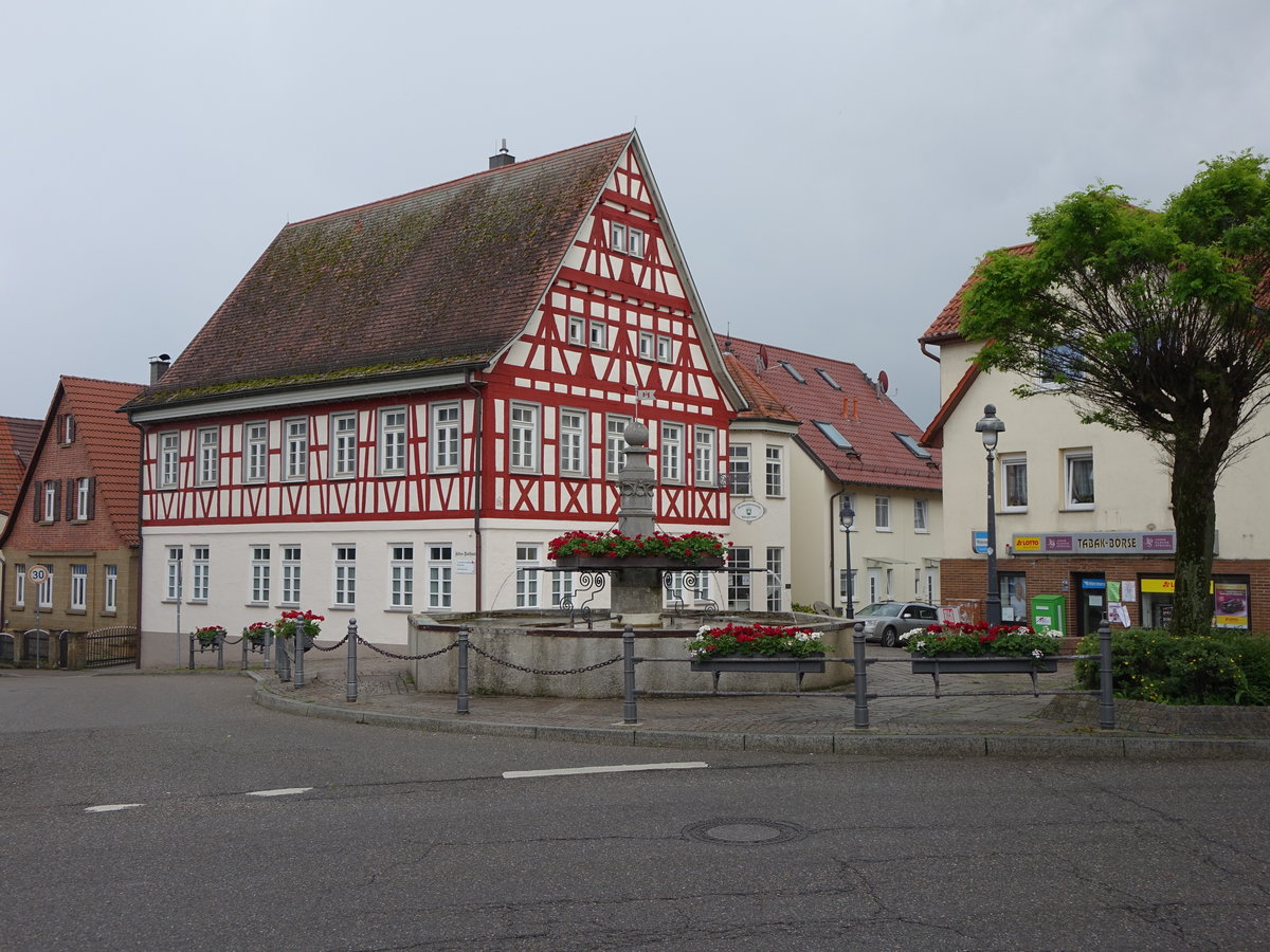 Rathaus am Marktplatz von Magstadt (05.06.2016)