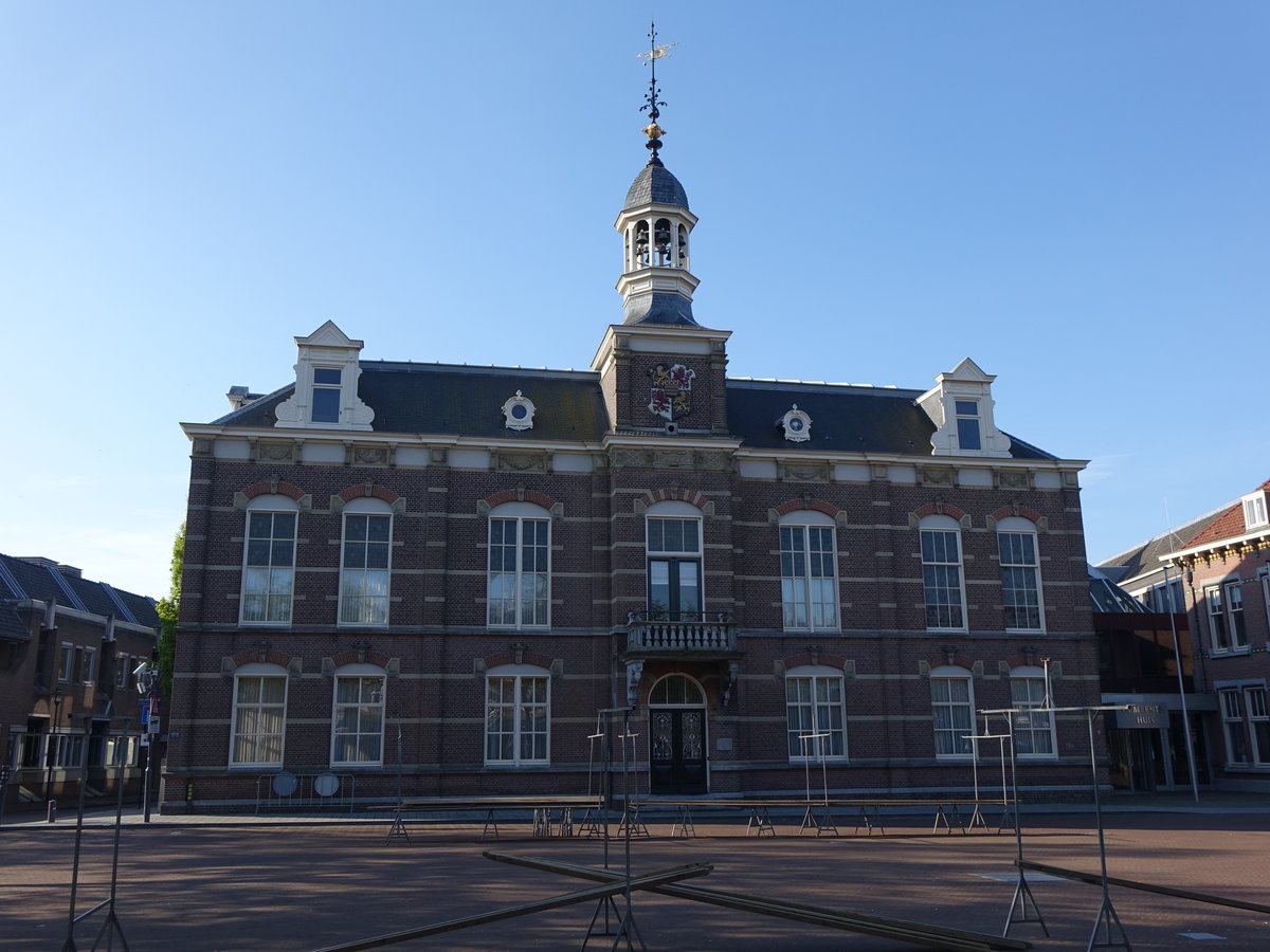 Rathaus von Deurne am Markt (06.05.2016)