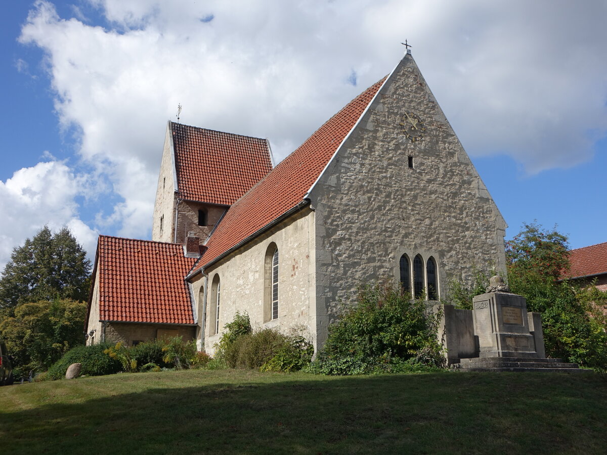 Rautheim, evangelische St. �gidien Kirche, erbaut 1150 (14.09.2025)