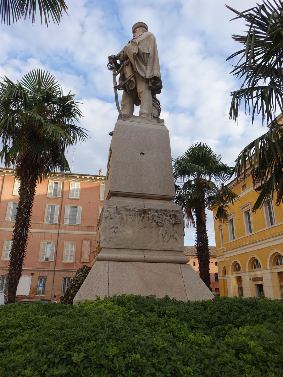 Ravenna, Garibaldi Denkmal an der Piazza Giuseppe Garibaldi (20.09.2019)