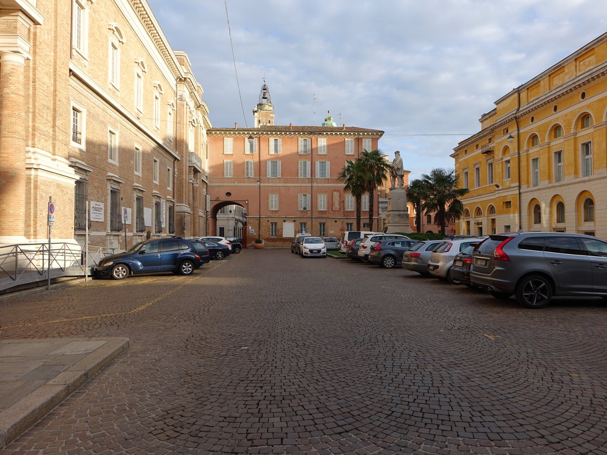 Ravenna, Hauptpostamt an der Piazza Giuseppe Garibaldi (20.09.2019)