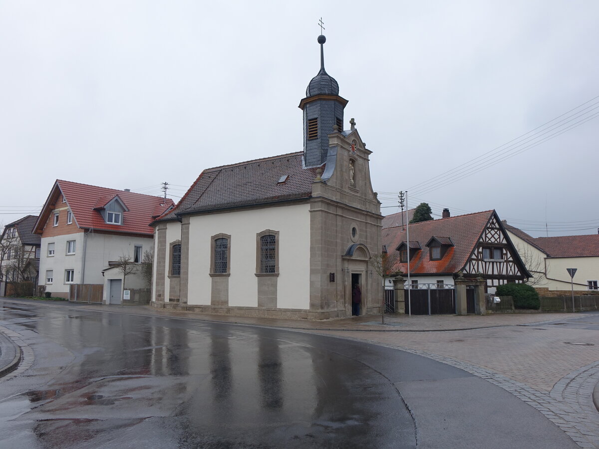 Reckertshausen, Pfarrkirche St. Wendelin, giebelstndiger Saalbau mit eingezogenem Chor, erbaut 1764 von Johann Bader von Sternberg (25.03.2016)