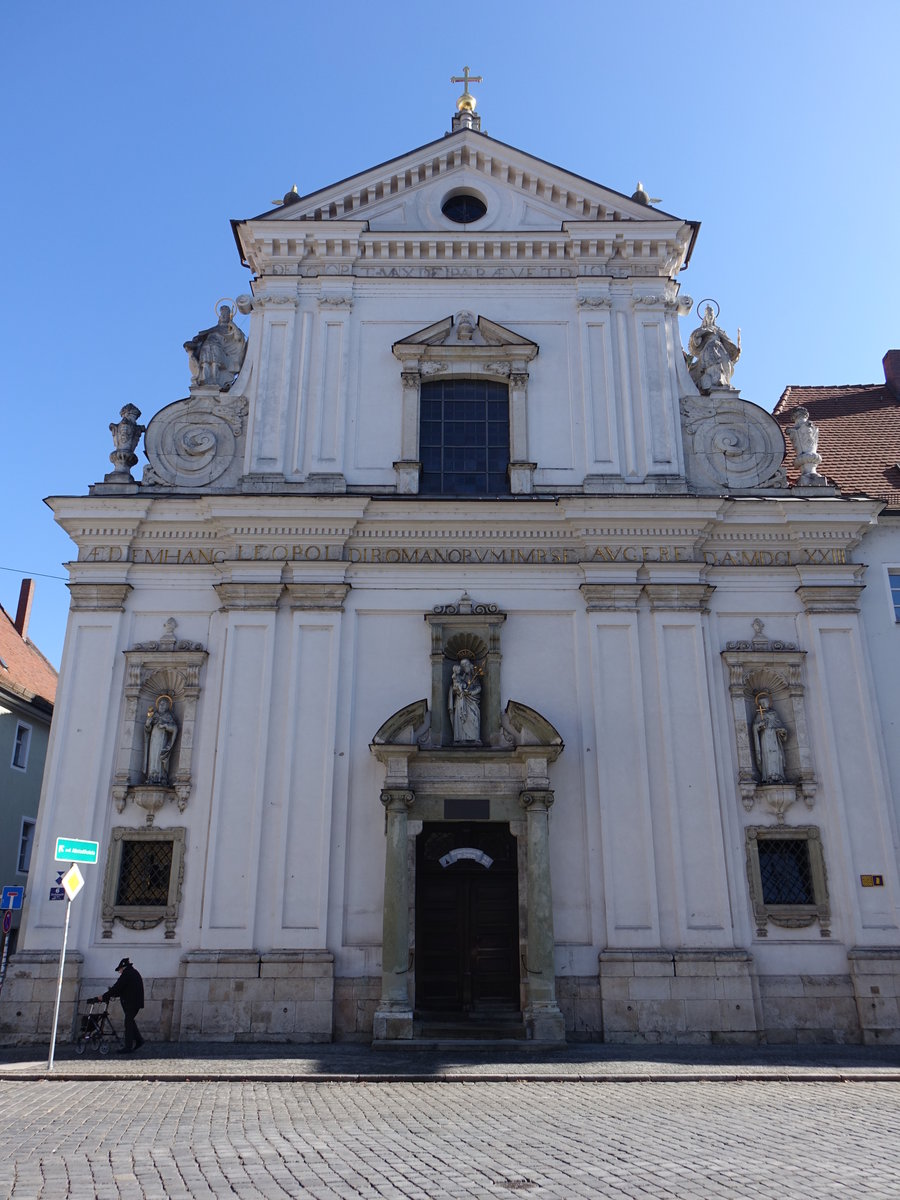 Regensburg, Karmeliterkirche St. Josef am alten Kornmarkt, erbaut von 1660 bis 1673 (28.02.2021)