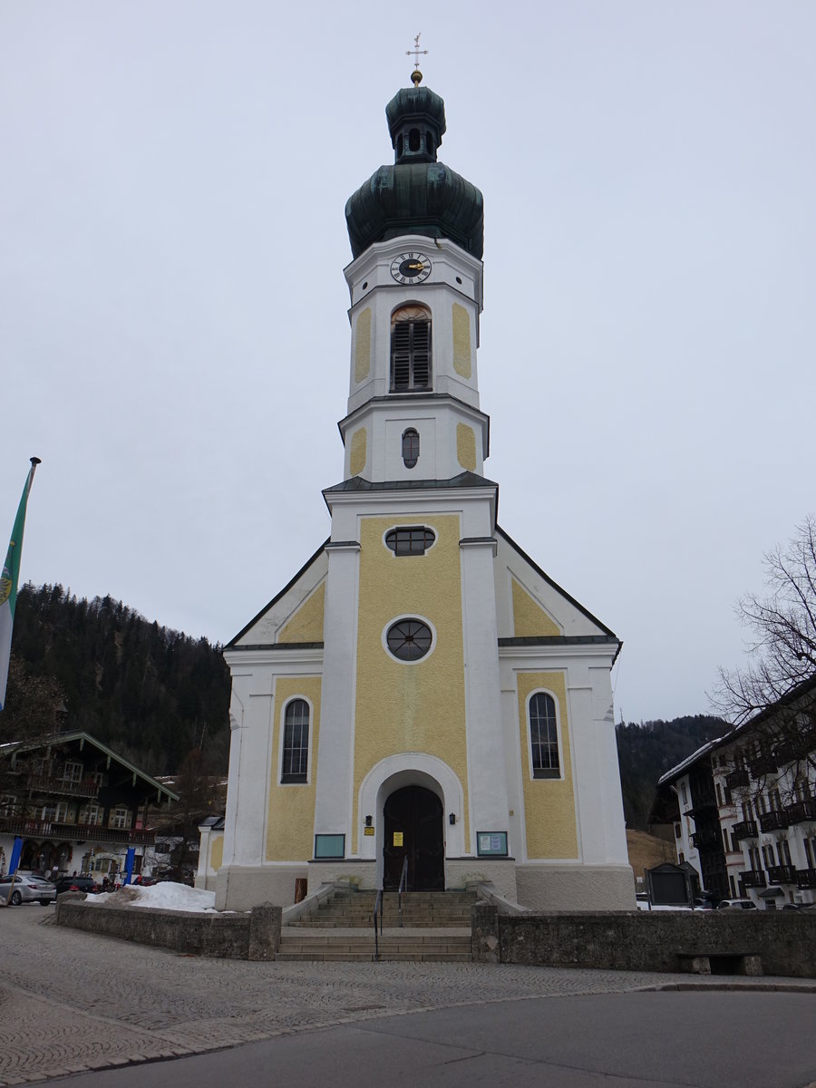 Reit im Winkl, Pfarrkirche St. Pankratius, einheitlicher neubarocker Saalbau, erbaut von Josef Elsner jun. von 1911 bis 1913 (26.02.2017)