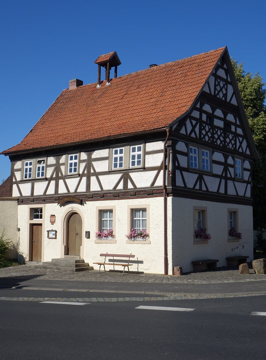 Reiterswiesen, historisches Rathaus, zweigeschossiger Satteldachbau mit massivem Erdgeschoss, erbaut 1703 (08.07.2018)