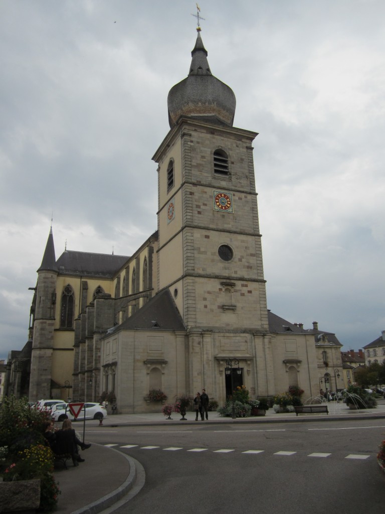 Remiremont, Abteikirche St. Pierre, erbaut ab 1300, Krypta von 1049 (05.10.2014)