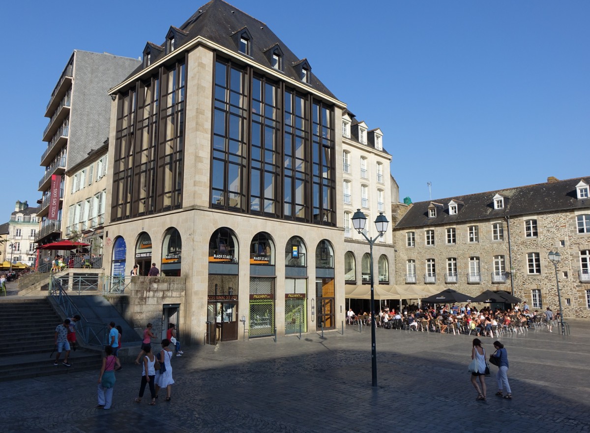 Rennes, Place des Lices (16.07.2015)